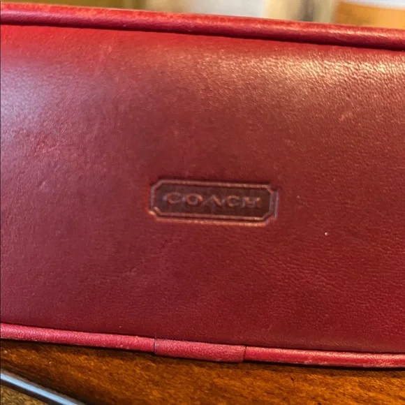 Coach Vintage Cherry Red Leather Mini Pouch Beautiful - Picture 10 of 11